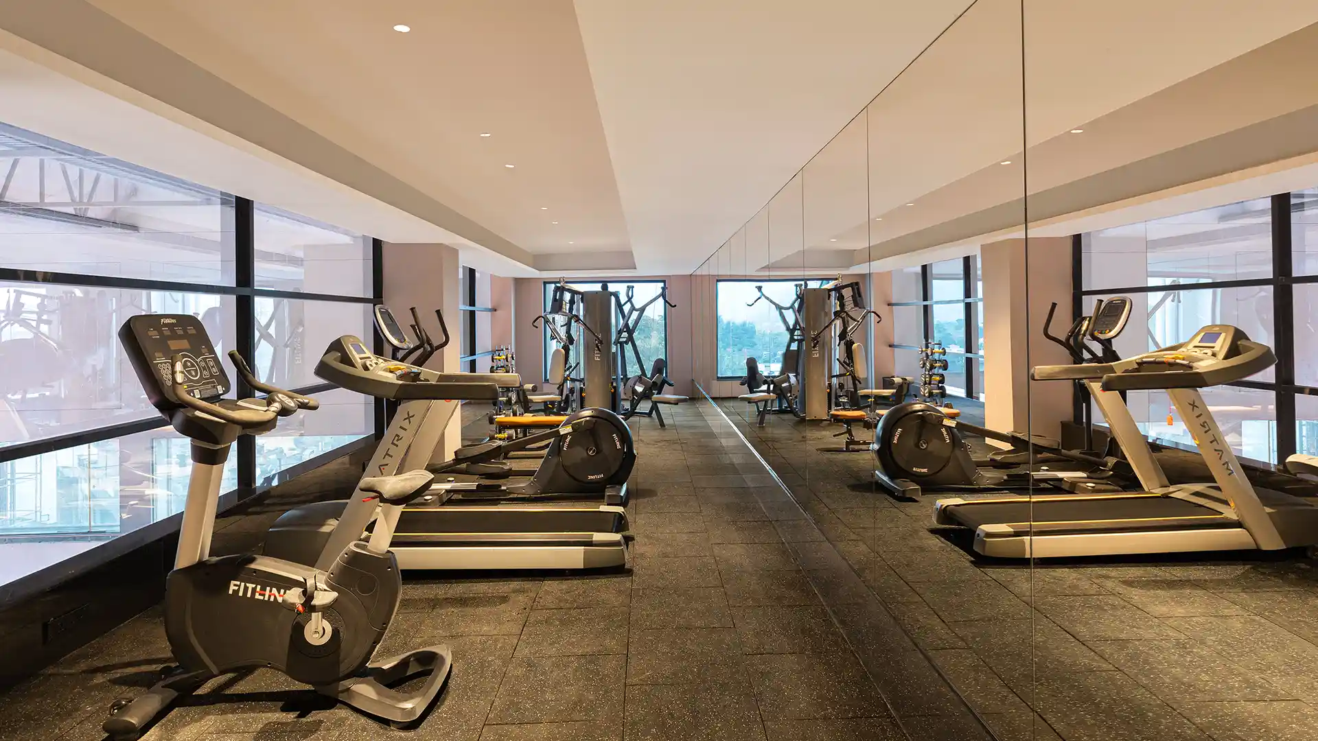 fh-haldwani-gallery-wr-gym.webp
