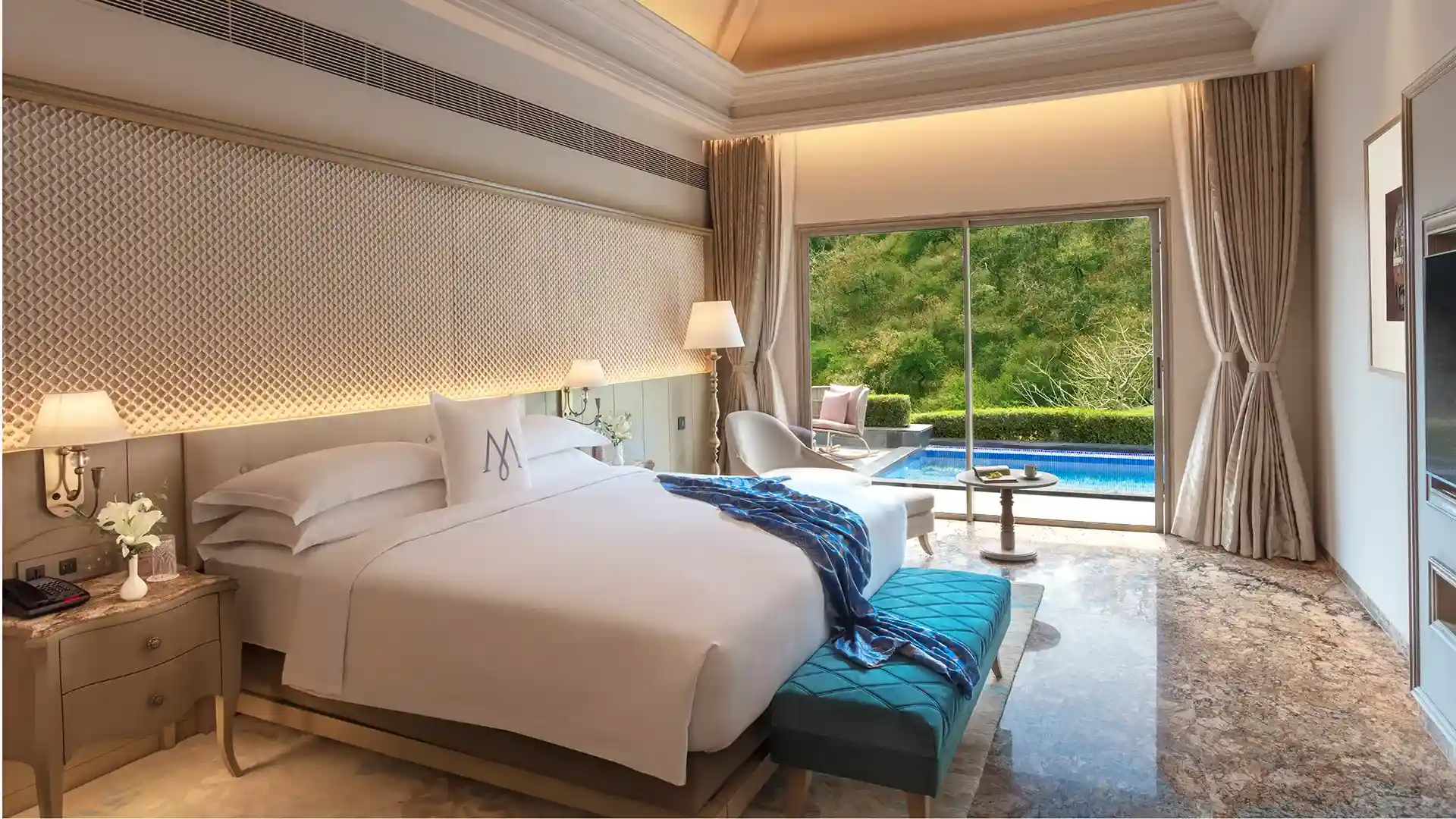 mementosudaipur-gallery-accomodation-aravalisuite-two copy.webp